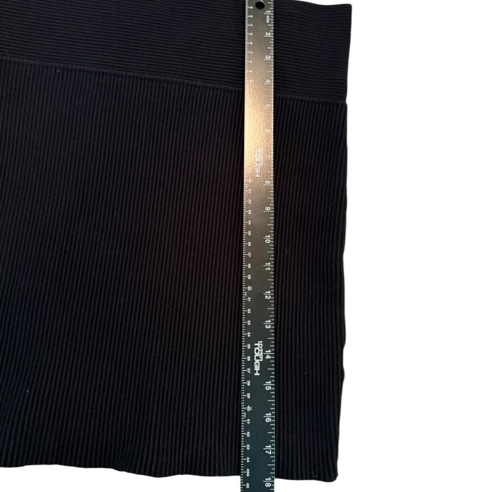 House of Harlow 1960‎ Black Ribbed Knit Mini Skirt Revolve Style Sz L